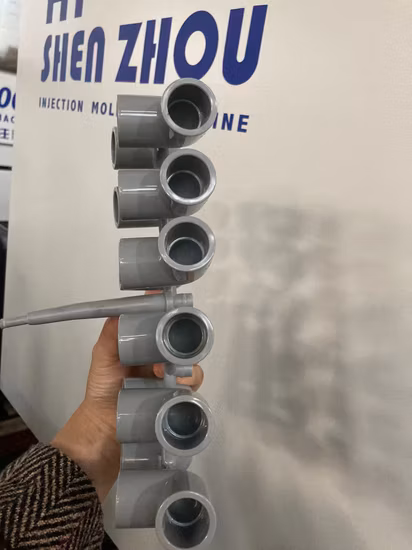 Preço de fabricante de máquina de moldagem por injeção de encaixe de tubo de PVC